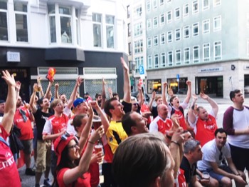 Arsenal Fans Hamburg 